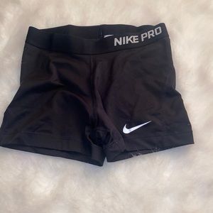 Nike short